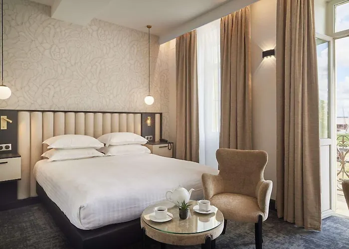 Best Western Premier Hotel Des Vignes Et Des Anges